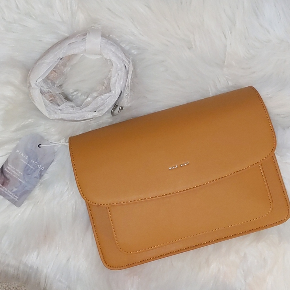 NWT Pixie Mood Zoe Crossbody